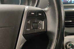 Valkoinen Volvo V40 2015 kuva 20.