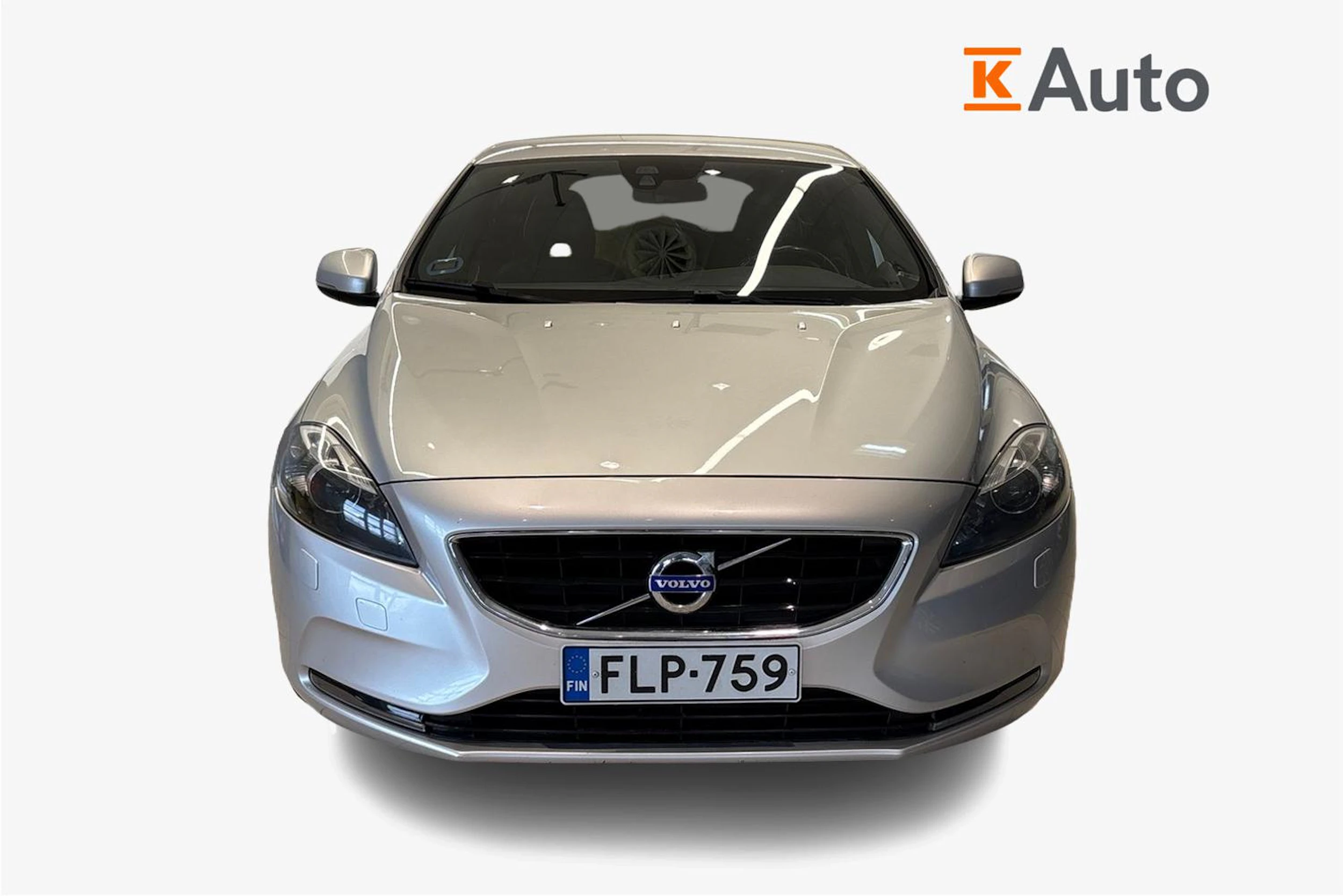 Harmaa Volvo V40 2015 kuva 5.