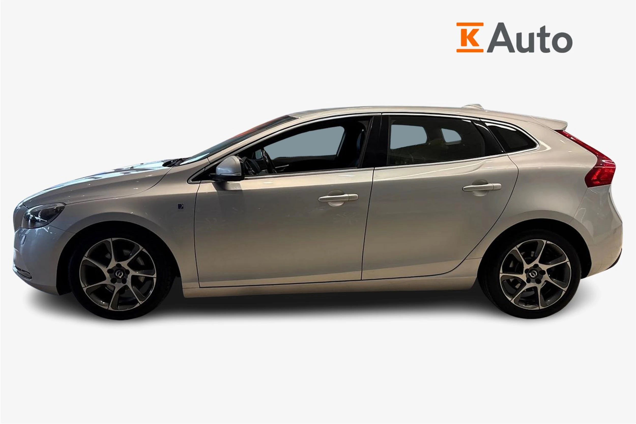 Harmaa Volvo V40 2015 kuva 7.