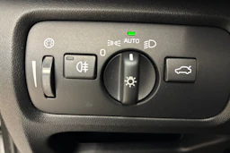 Harmaa Volvo V40 2015 kuva 22.