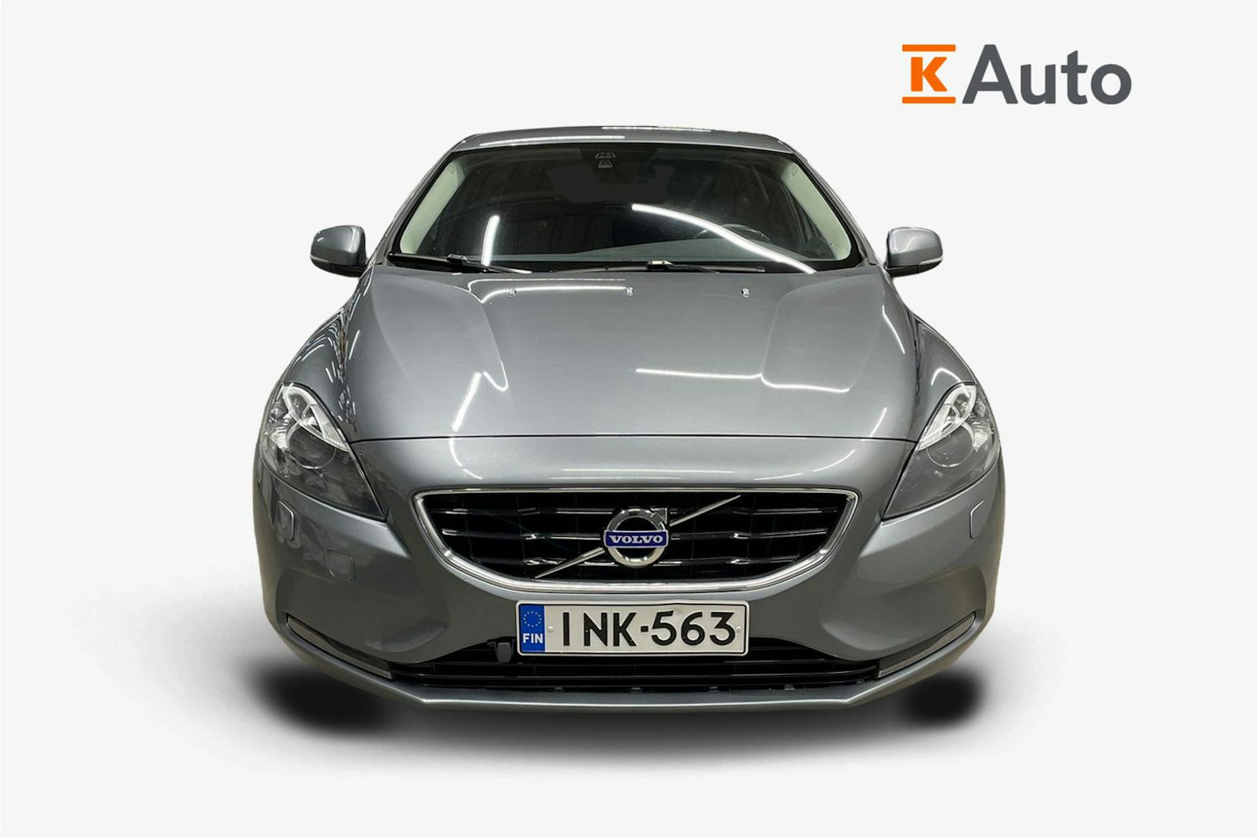 Harmaa Volvo V40 2015 kuva 5.
