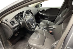 Harmaa Volvo V40 2015 kuva 7.