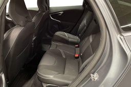 Harmaa Volvo V40 2015 kuva 10.