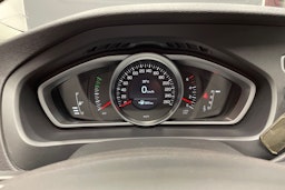Harmaa Volvo V40 2015 kuva 15.
