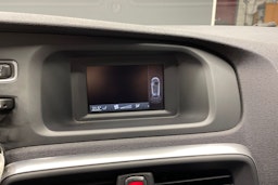 Harmaa Volvo V40 2015 kuva 16.
