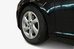 musta Volvo V40 2015 kuva 9.