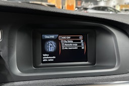 musta Volvo V40 2015 kuva 13.