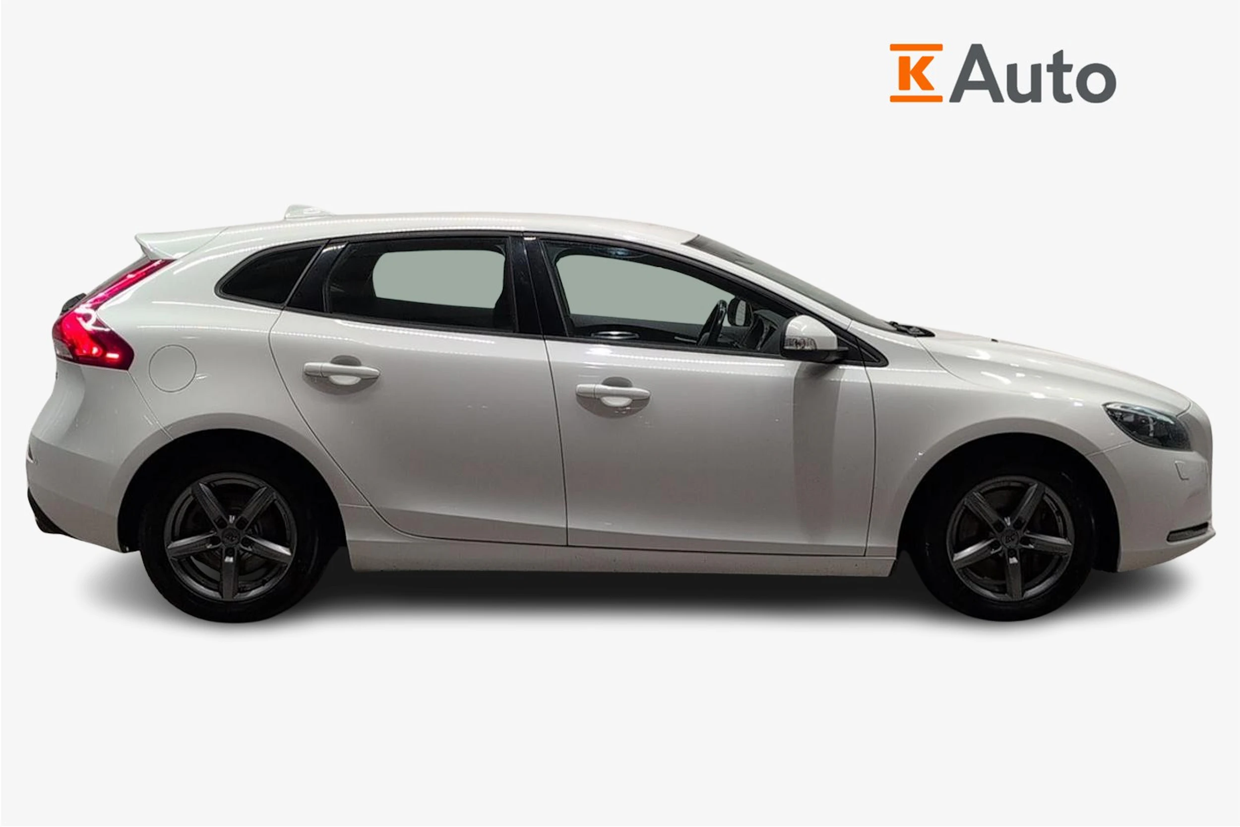 valkoinen Volvo V40 2015 kuva 5.