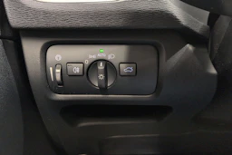 valkoinen Volvo V40 2015 kuva 20.