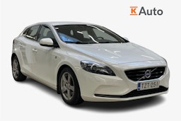 valkoinen Volvo V40 2015 kuva 1.