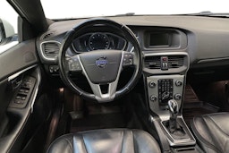 valkoinen Volvo V40 2015 kuva 7.