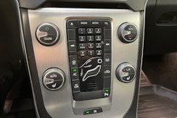 valkoinen Volvo V40 2015 kuva 21.