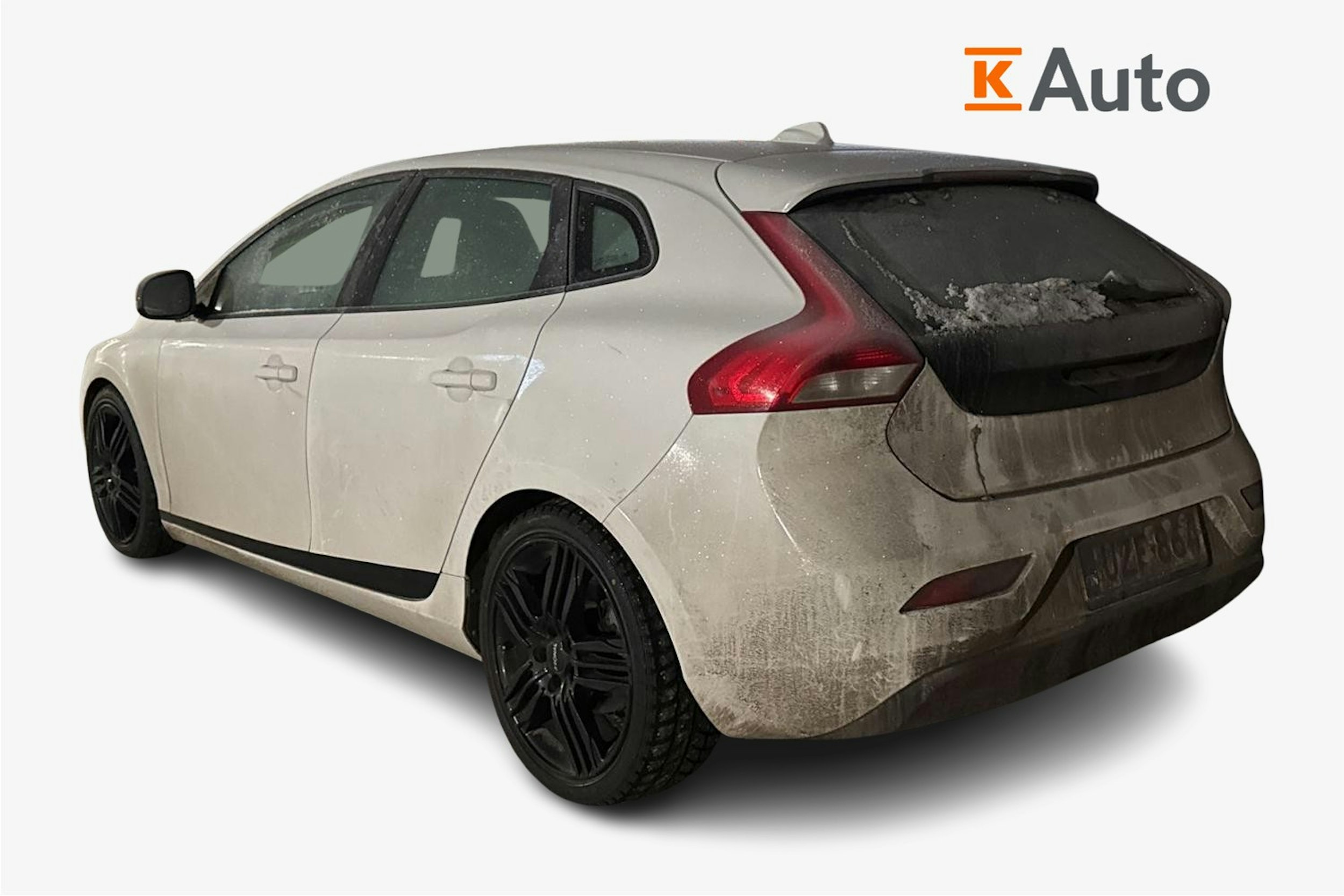 valkoinen Volvo V40 2015 kuva 2.