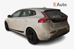 valkoinen Volvo V40 2015 kuva 2.