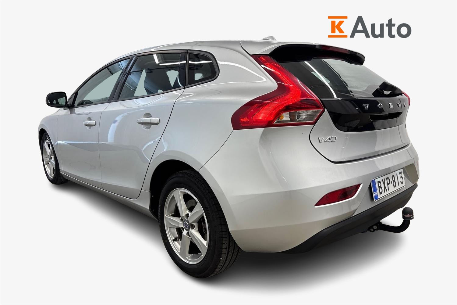 Volvo V40 T2 Kinetic aut 2016, photo 2/23