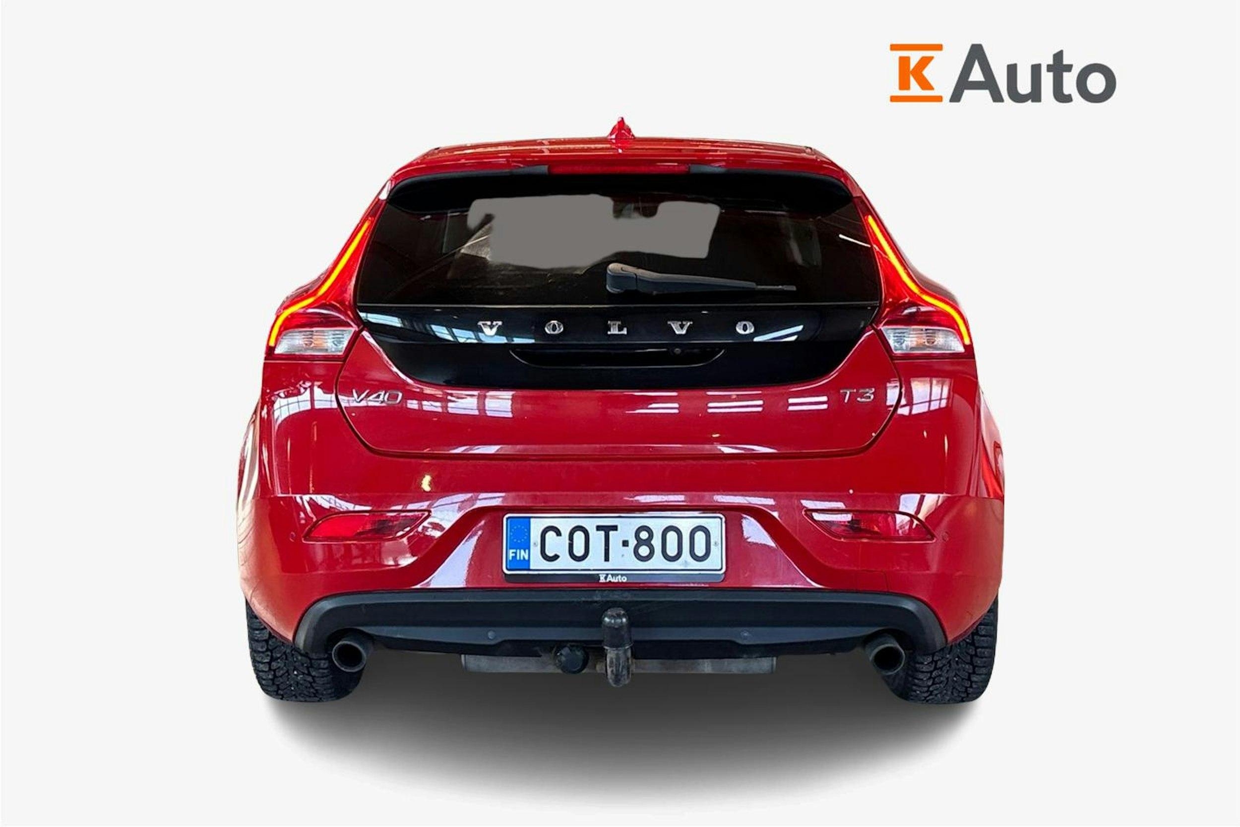 punainen Volvo V40 2017 kuva 3.