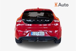 punainen Volvo V40 2017 kuva 3.