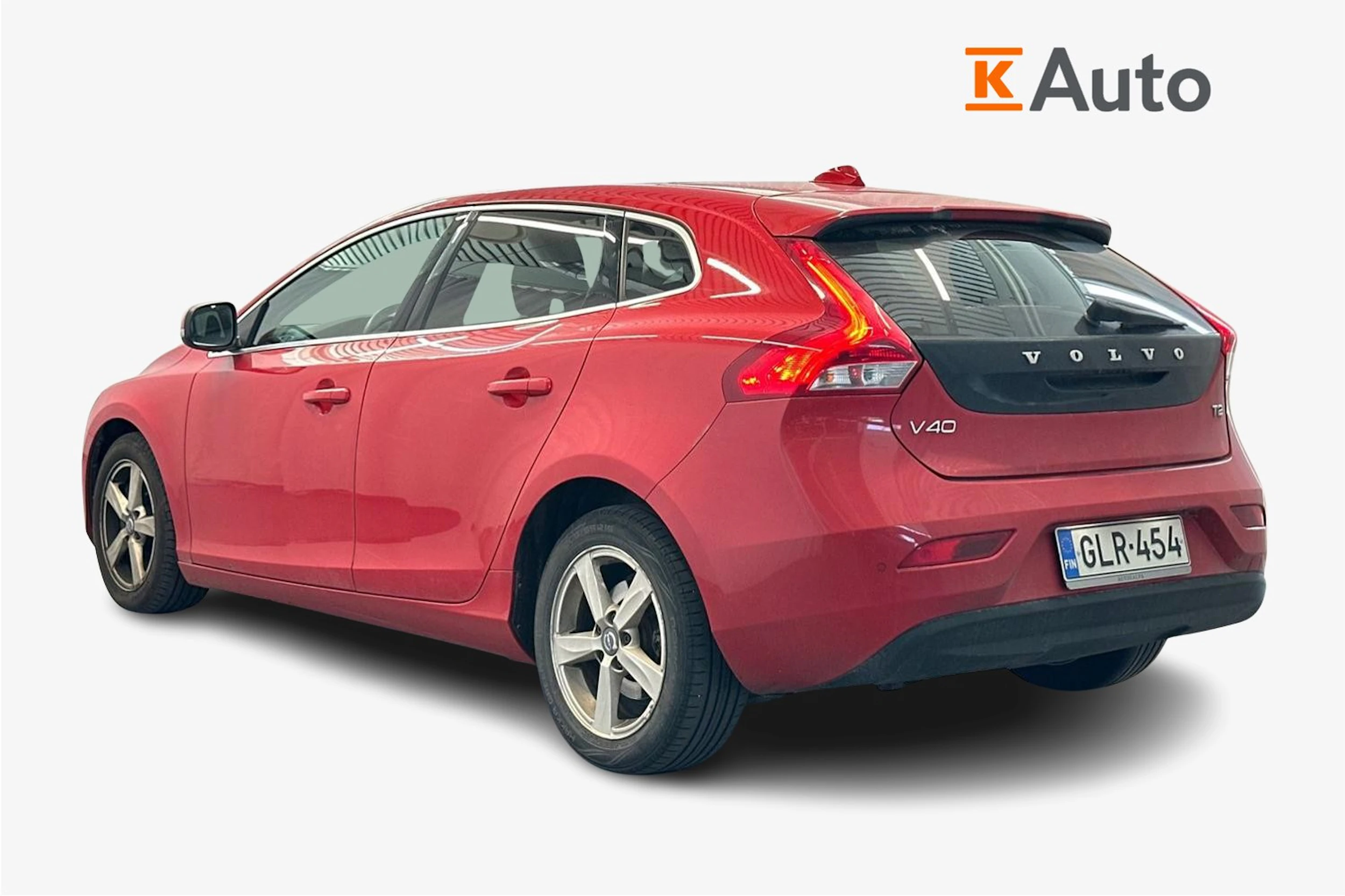 punainen Volvo V40 2016 kuva 2.