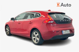 punainen Volvo V40 2016 kuva 2.