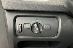 punainen Volvo V40 2016 kuva 15.
