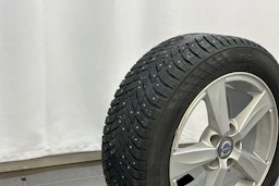 punainen Volvo V40 2016 kuva 25.