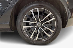 musta Volvo V40 2017 kuva 9.