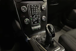 musta Volvo V40 2017 kuva 16.