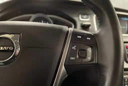 musta Volvo V40 2017 kuva 19.