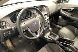 harmaa Volvo V40 2016 kuva 7.