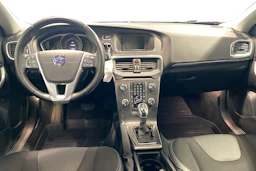 harmaa Volvo V40 2016 kuva 9.