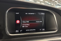 valkoinen Volvo V40 2017 kuva 14.