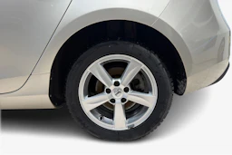 ruskea (beige) Volvo V40 2017 kuva 11.