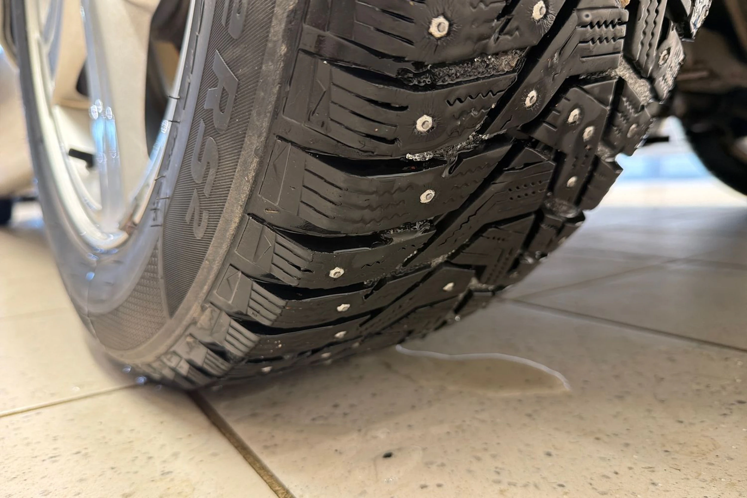 ruskea (beige) Volvo V40 2017 kuva 13.