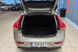 ruskea (beige) Volvo V40 2017 kuva 16.