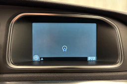 valkoinen Volvo V40 2017 kuva 23.