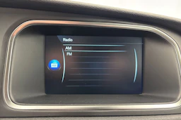 valkoinen Volvo V40 2017 kuva 24.