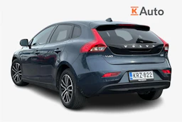 sininen Volvo V40 2017 kuva 2.