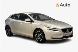 Harmaa Volvo V40 2017 kuva 1.