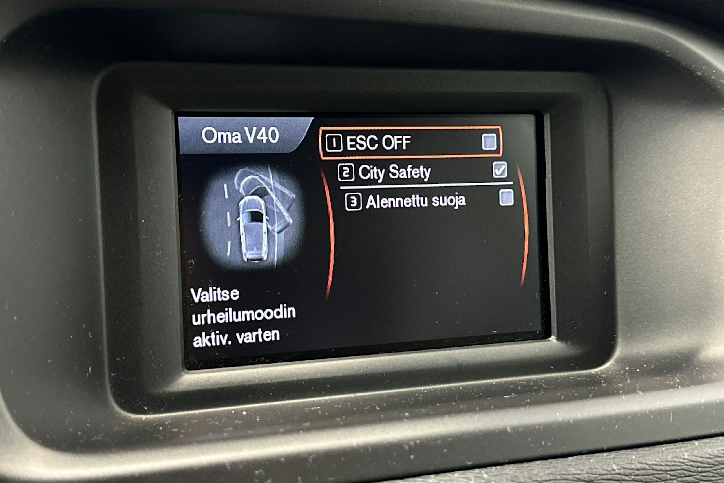 sininen Volvo V40 2017 kuva 25.