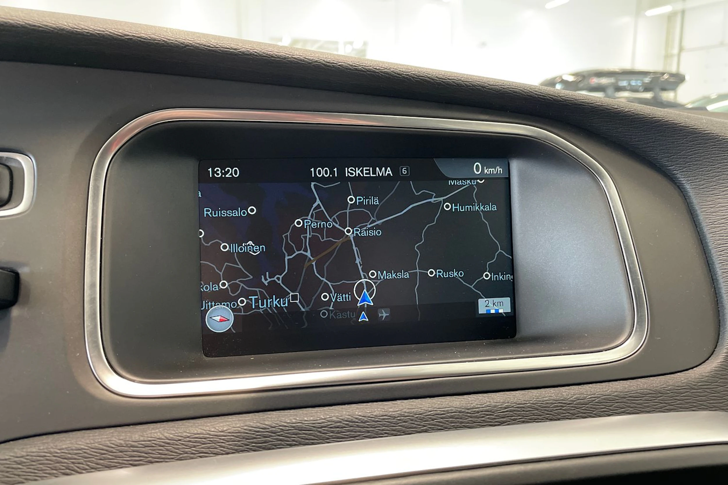 ruskea (beige) Volvo V40 2017 kuva 22.