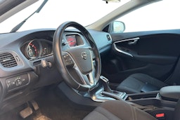 harmaa Volvo V40 2017 kuva 3.