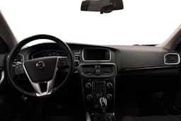 harmaa Volvo V40 2017 kuva 7.