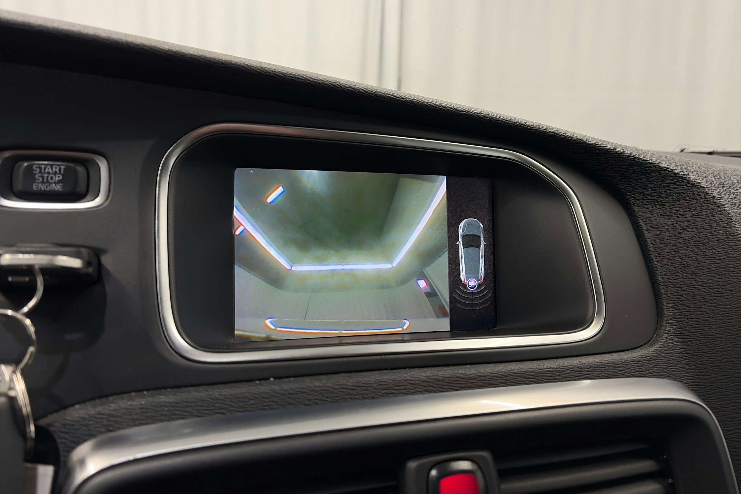 harmaa Volvo V40 2017 kuva 12.