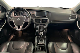 musta Volvo V40 2017 kuva 7.