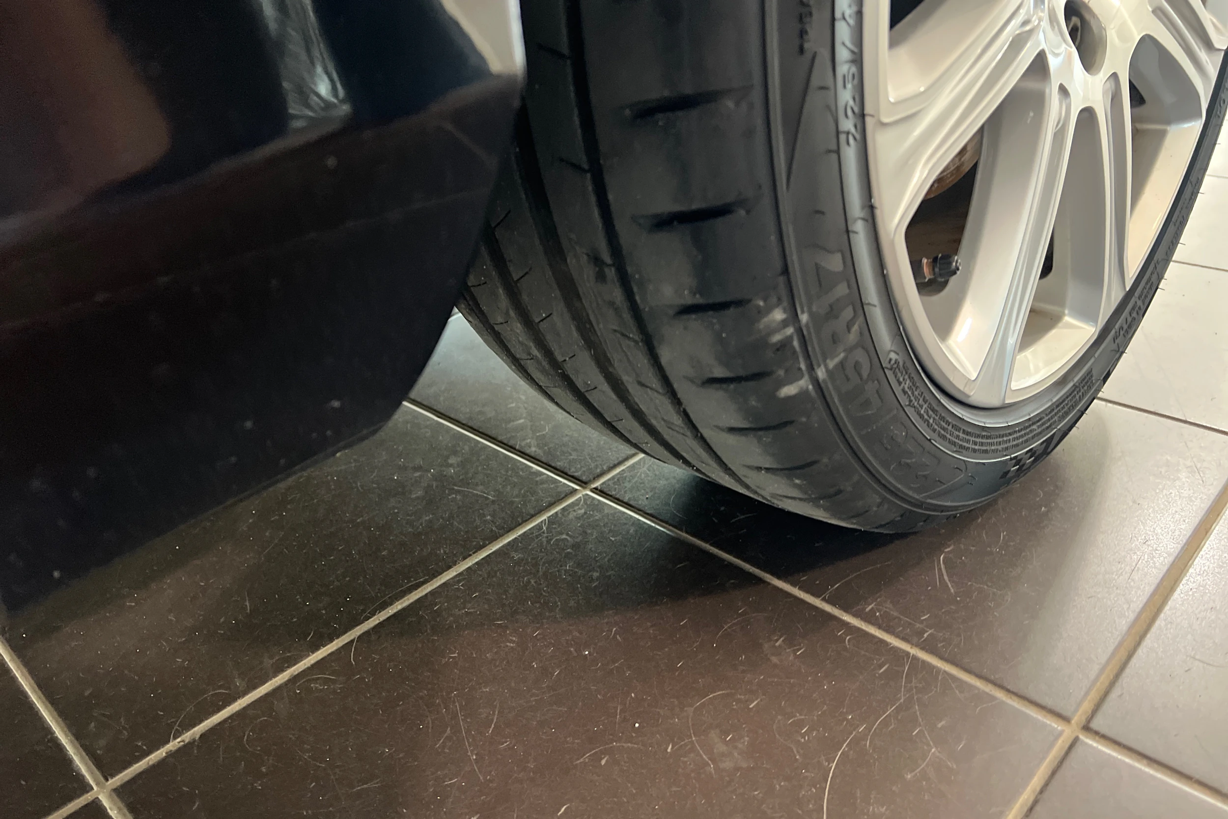 musta Volvo V40 2017 kuva 10.