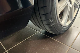 musta Volvo V40 2017 kuva 10.