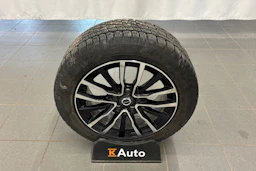 valkoinen Volvo V40 2017 kuva 10.