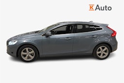 sininen Volvo V40 2017 kuva 5.