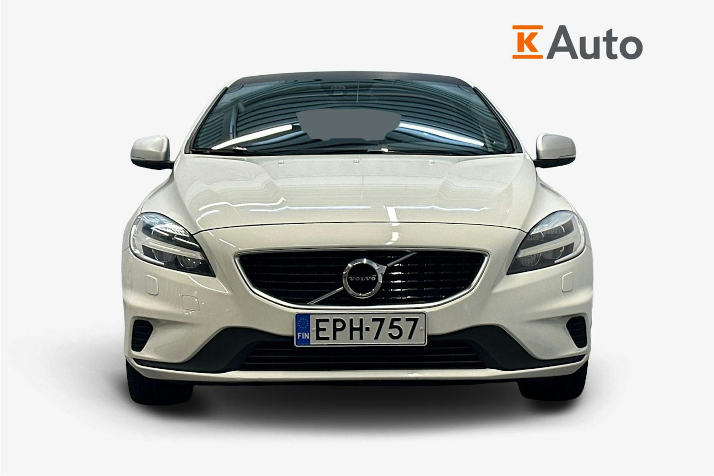 valkoinen Volvo V40 2018 kuva 4.