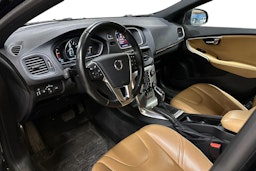 musta Volvo V40 2018 kuva 3.